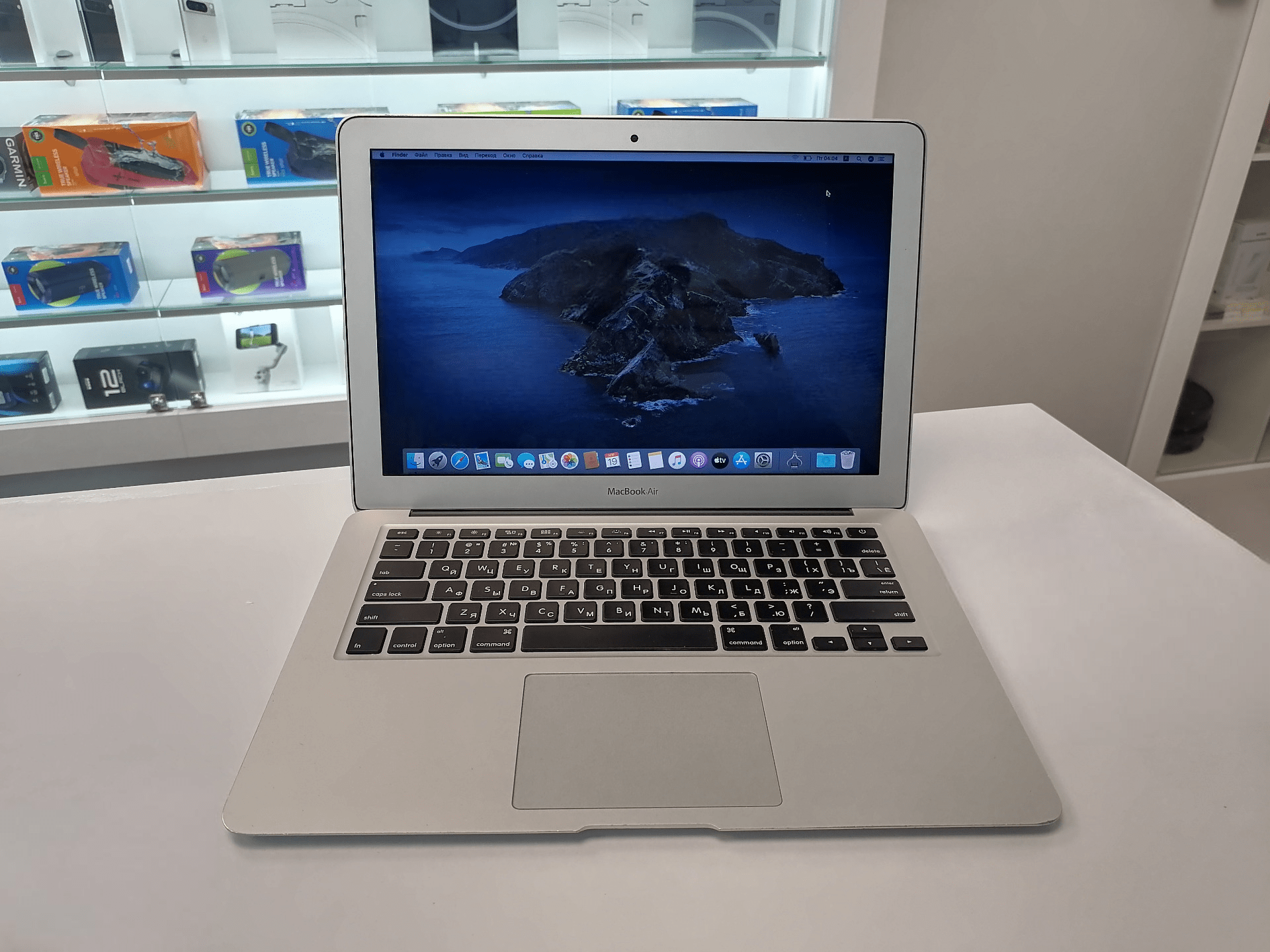 MacBook Air 13", 2015, Core i7 2.2Ггц/8Гб/256Гб/SSD, 857 циклов / Без коробки, Серебристый - БУ